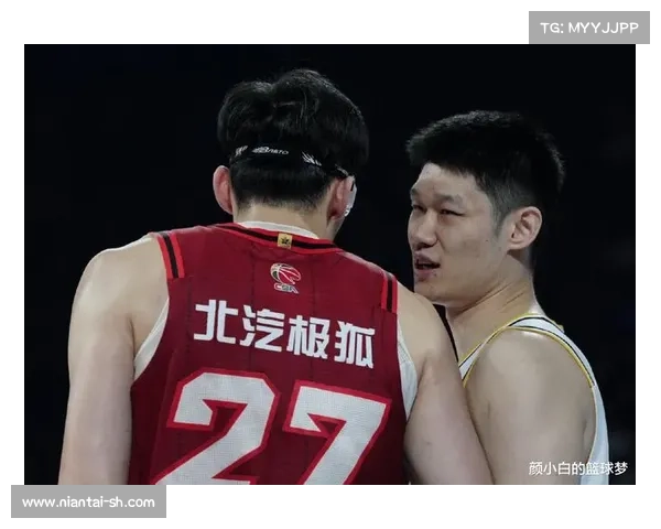 广厦大胜四川布朗表现耀眼带领球队轻松取胜