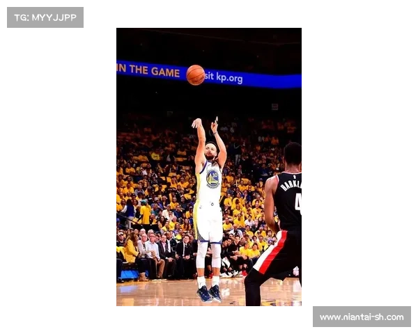 库里三分投篮一分二十秒纯享版 球场神技让你一看成瘾